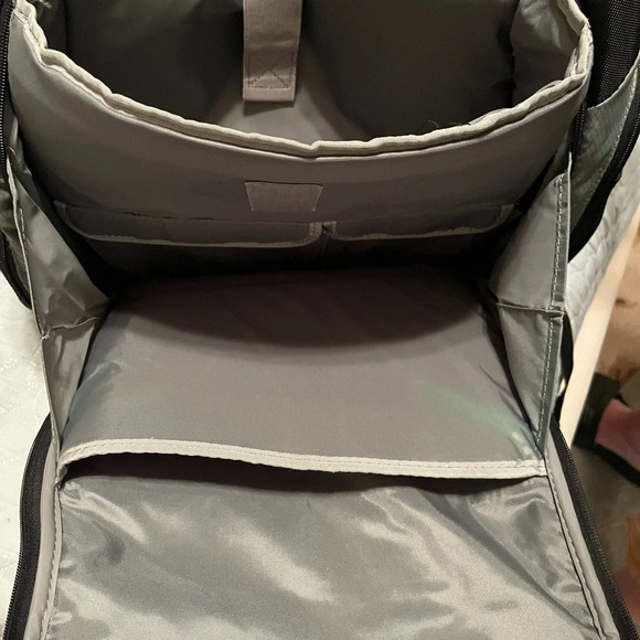 DELL-BACKPACK~LG~MAC DADDY-OF BACKPACKS - Picture 3 of 12